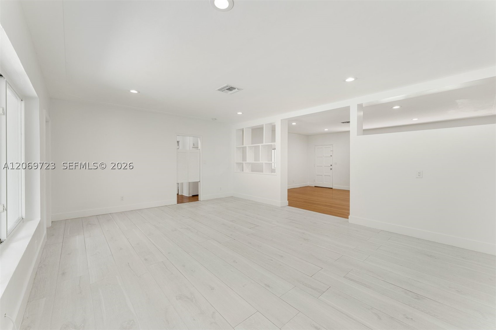 4724 Orduna Dr Coral Gables, FL 33146