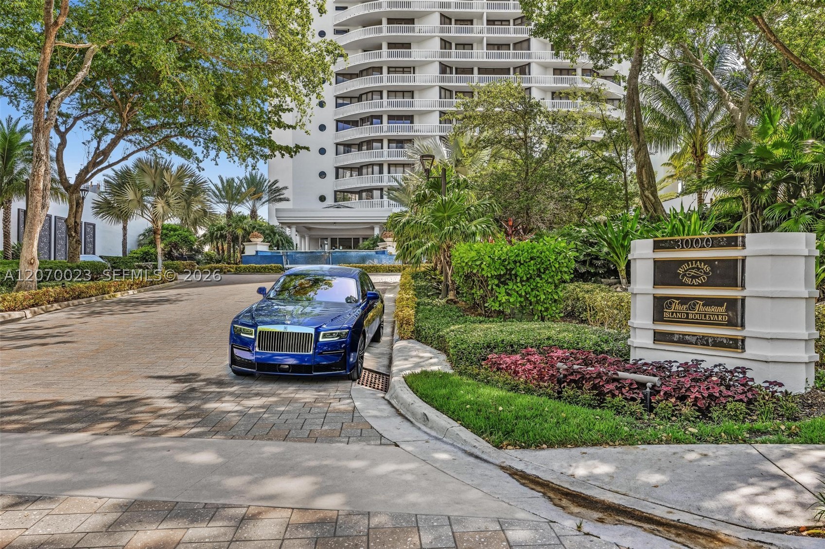 3000 Island Blvd #1106 Aventura, FL 33160
