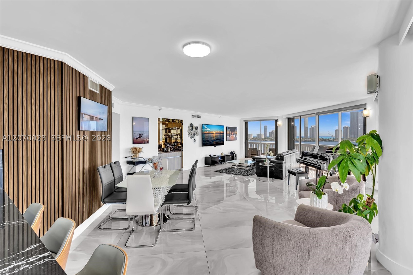 3000 Island Blvd #1106 Aventura, FL 33160