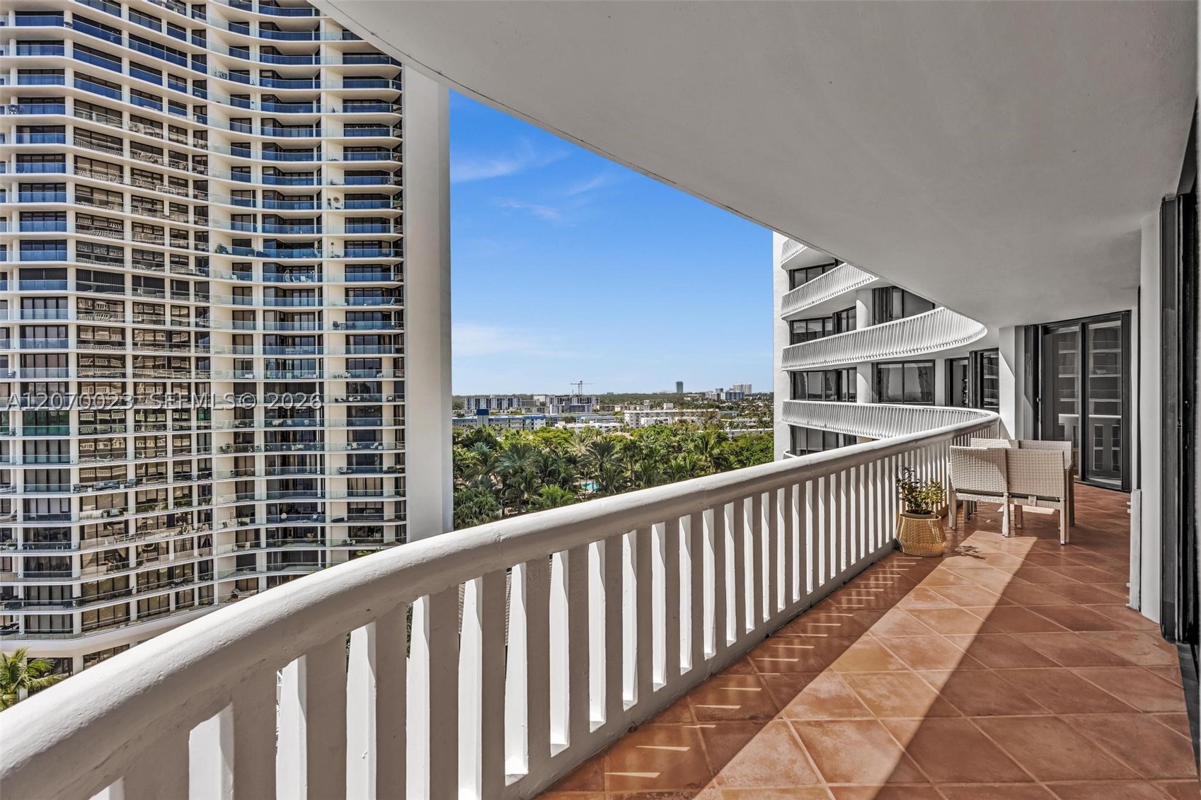 3000 Island Blvd #1106 Aventura, FL 33160