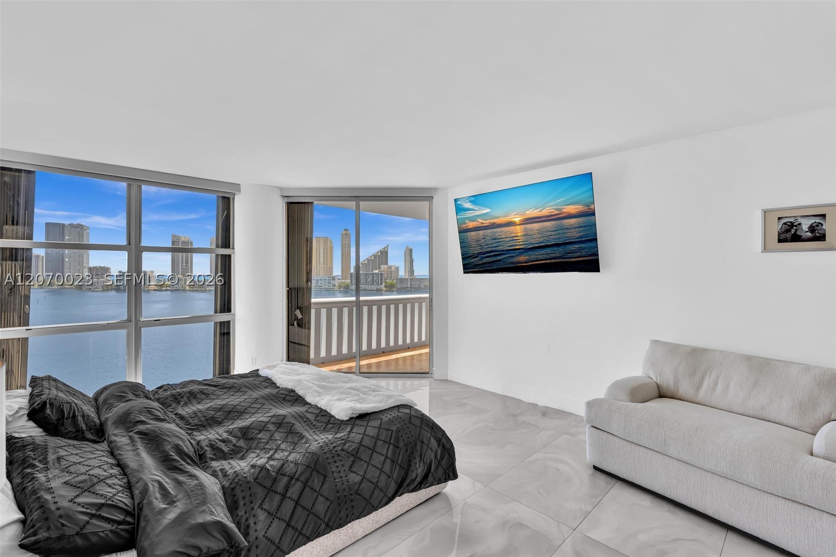 3000 Island Blvd #1106 Aventura, FL 33160