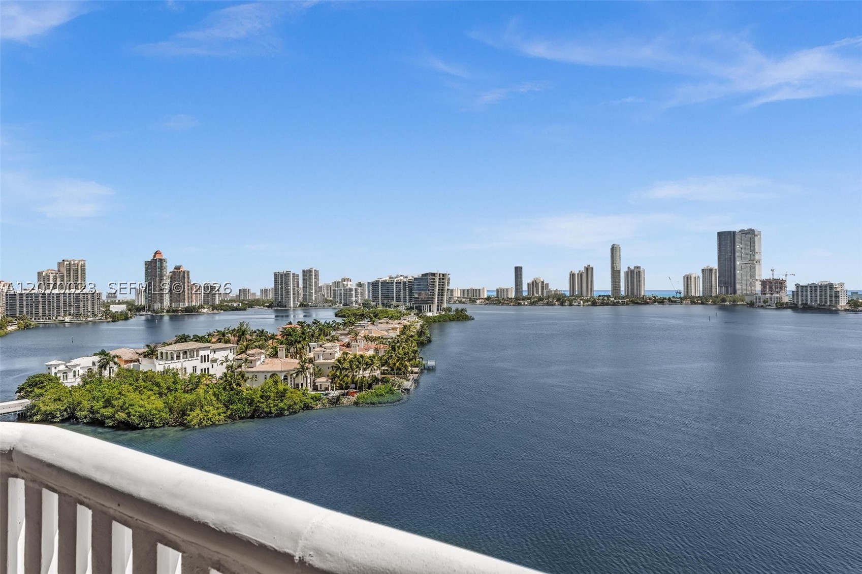 3000 Island Blvd #1106 Aventura, FL 33160