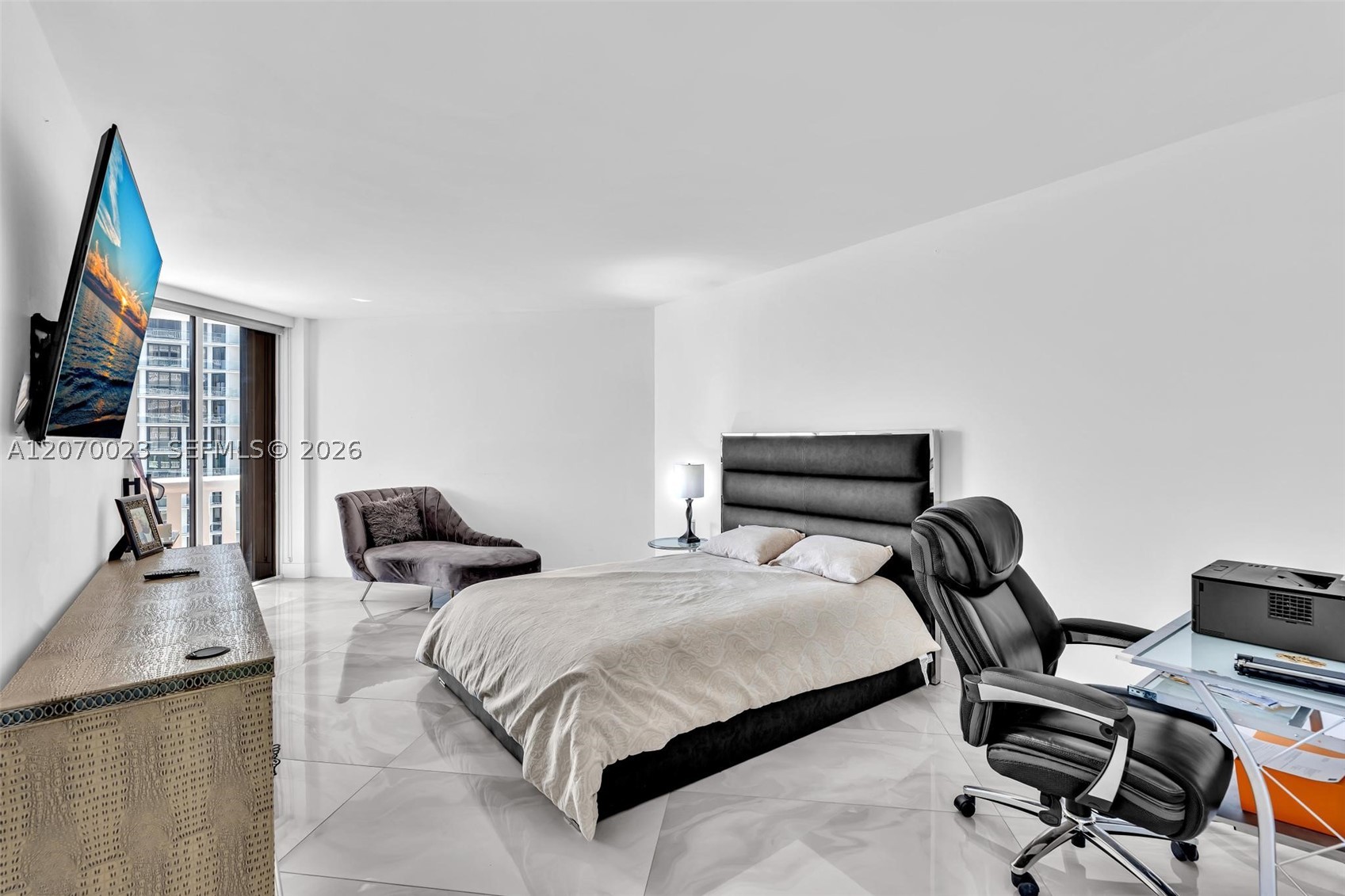 3000 Island Blvd #1106 Aventura, FL 33160