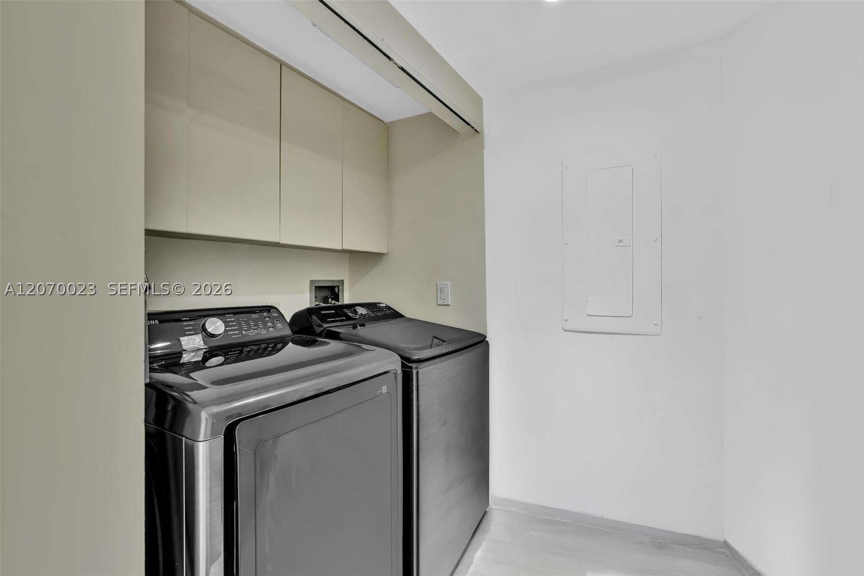 3000 Island Blvd #1106 Aventura, FL 33160