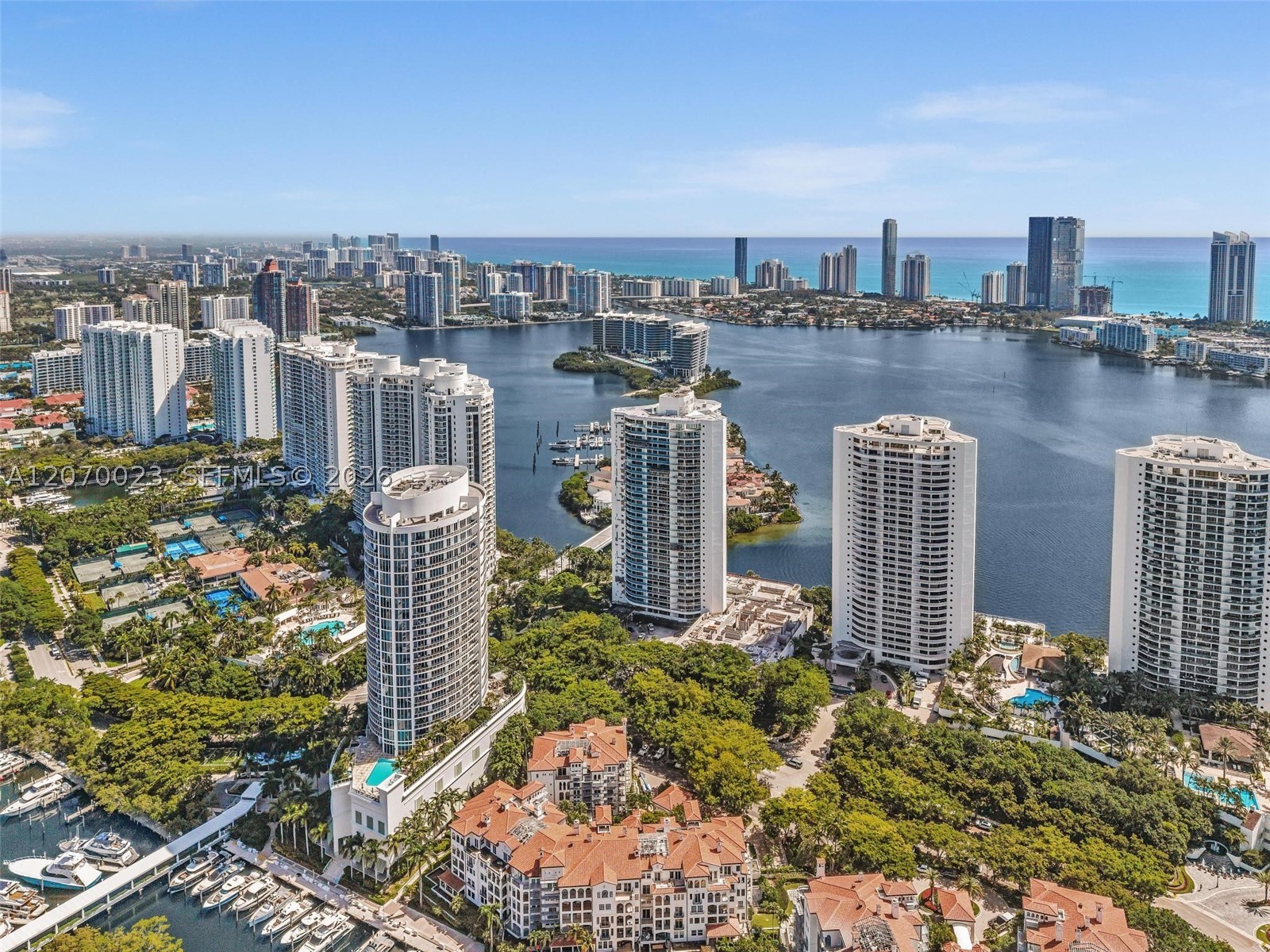 3000 Island Blvd #1106 Aventura, FL 33160