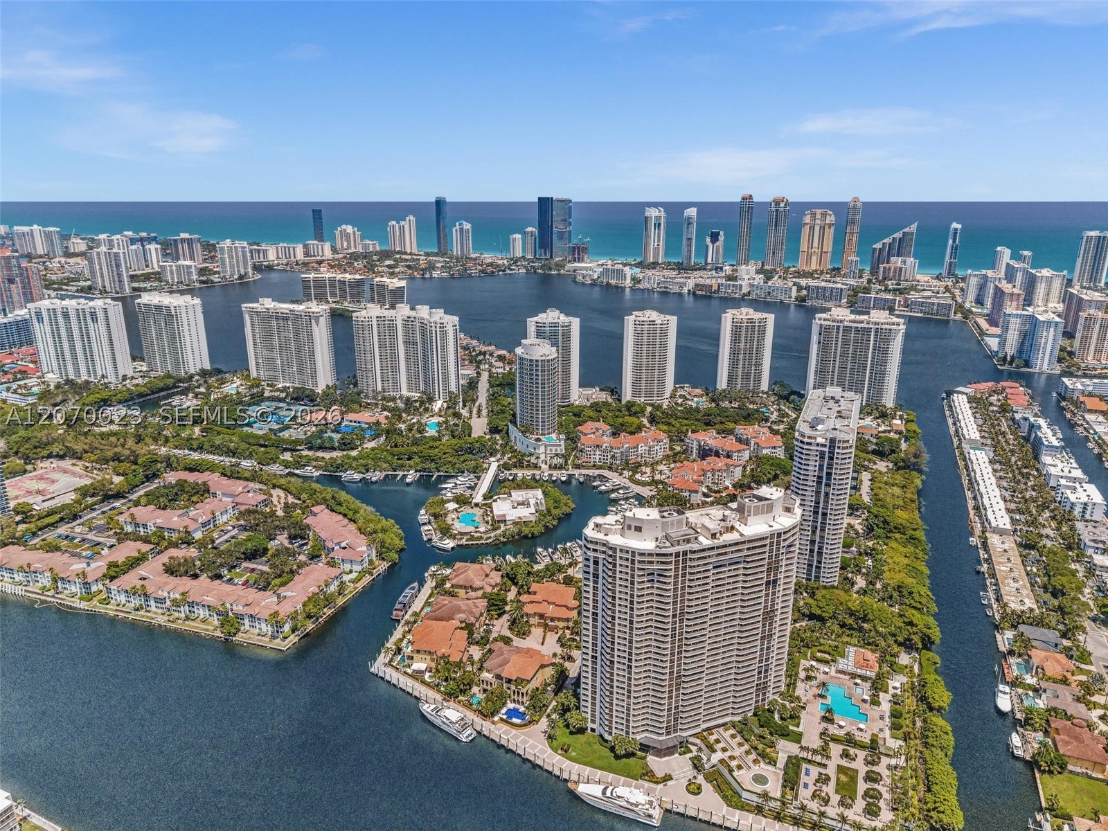 3000 Island Blvd #1106 Aventura, FL 33160