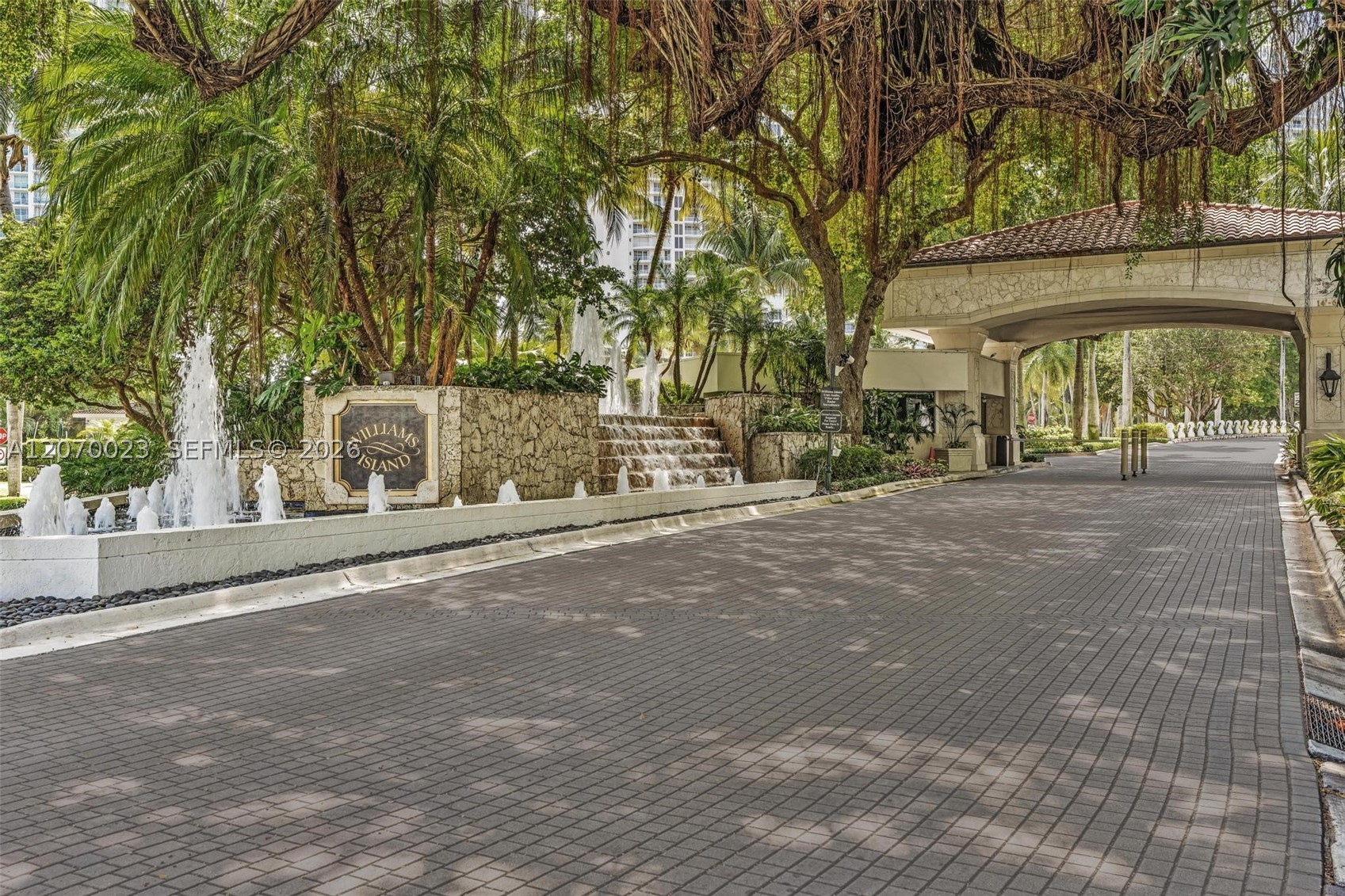 3000 Island Blvd #1106 Aventura, FL 33160