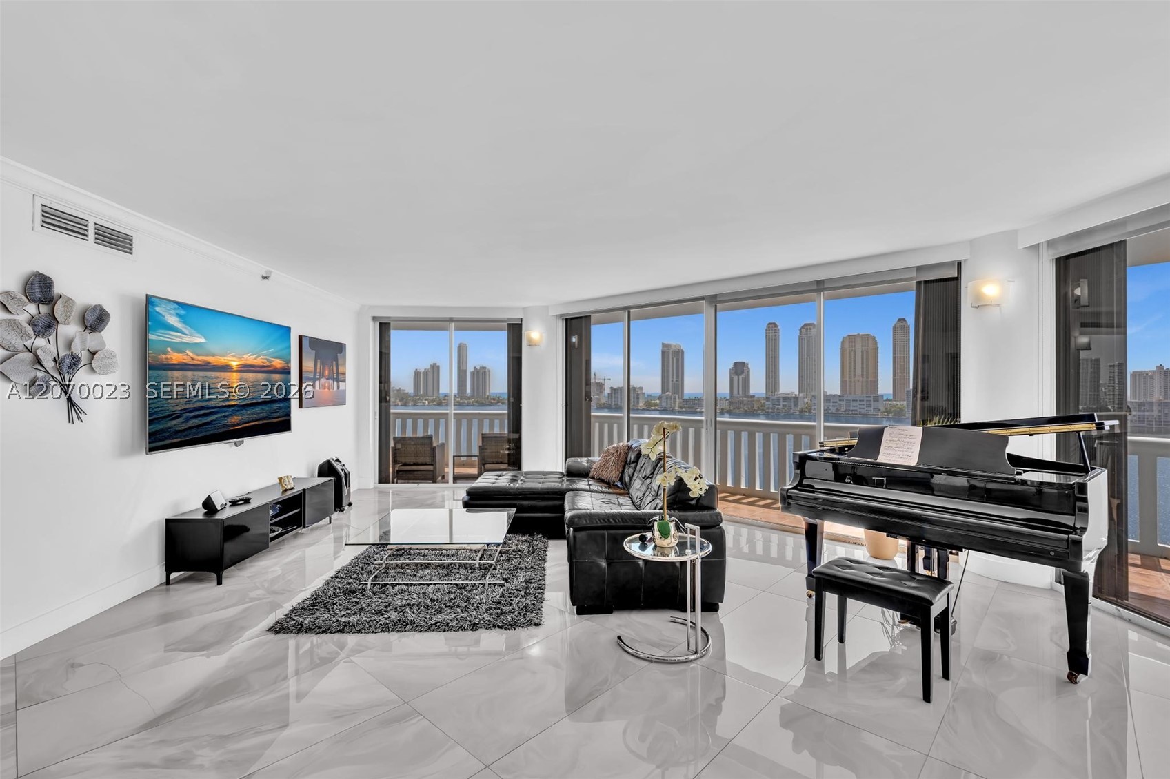 3000 Island Blvd #1106 Aventura, FL 33160