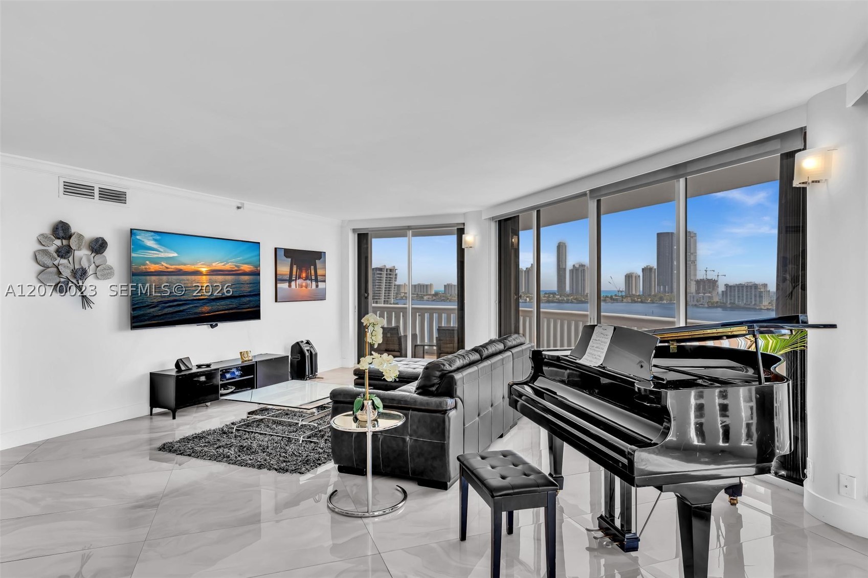 3000 Island Blvd #1106 Aventura, FL 33160