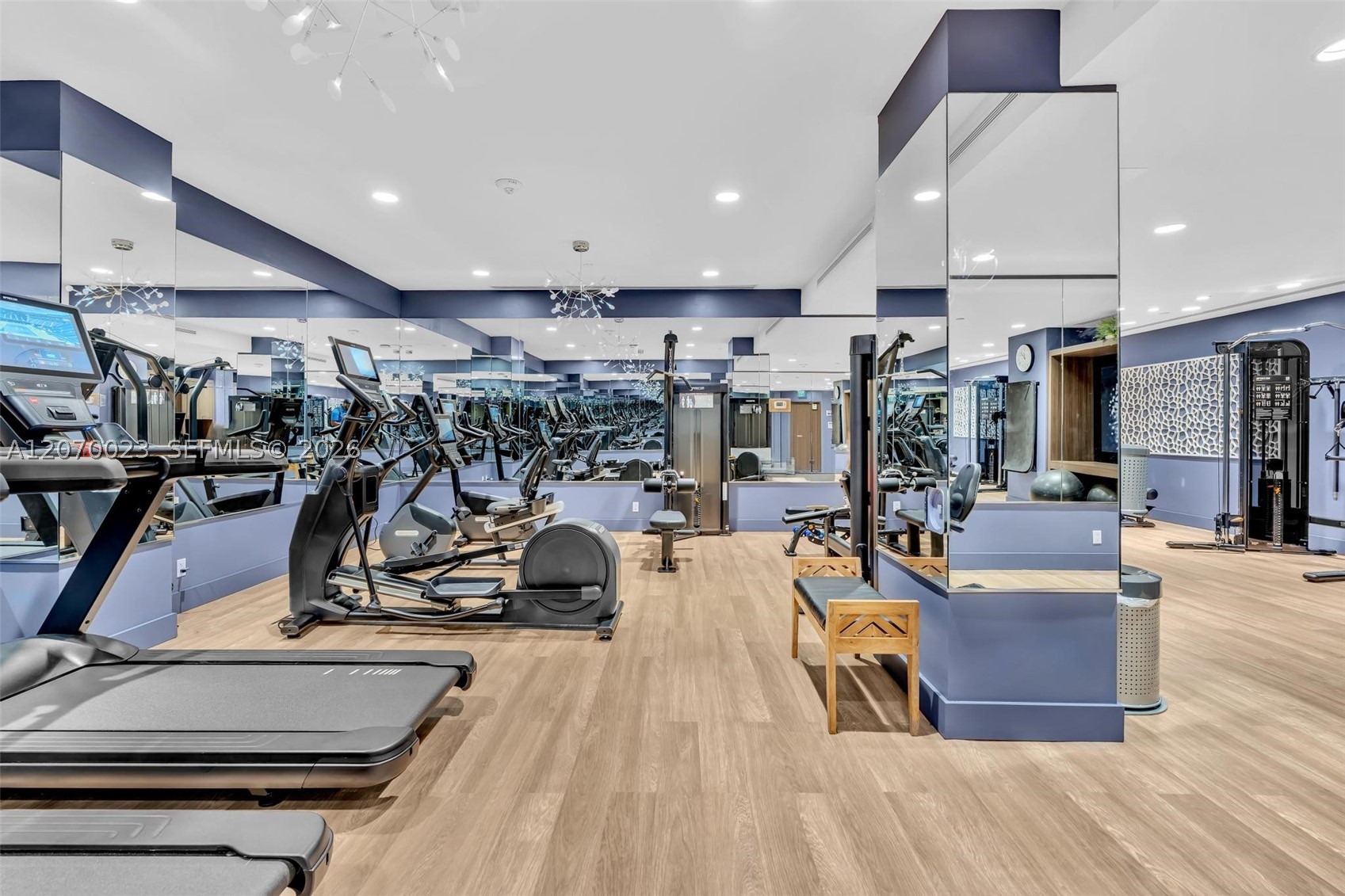 3000 Island Blvd #1106 Aventura, FL 33160