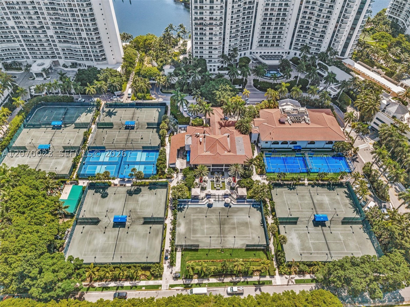 3000 Island Blvd #1106 Aventura, FL 33160