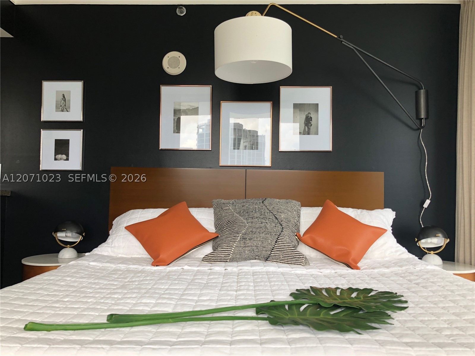 image Mutiny Park Hotel Arya5