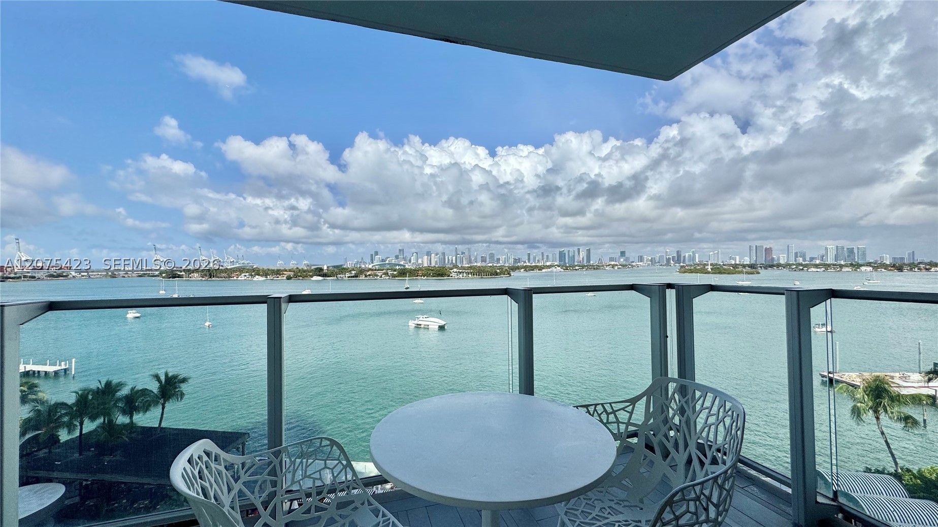 1100 West Ave #812