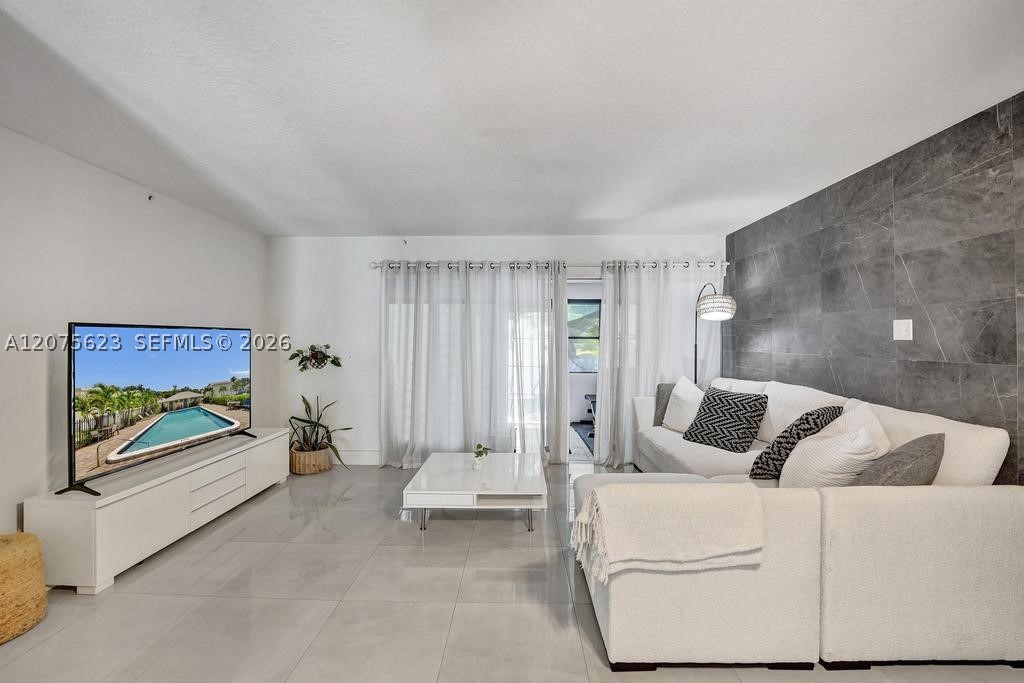 3000 NW 5th Ter #112