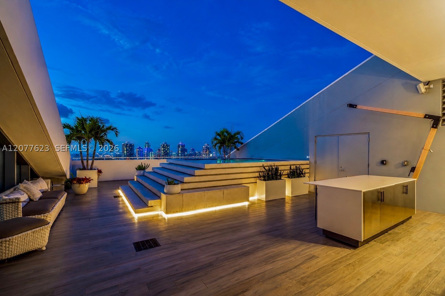image Rise Brickell City Centre0
