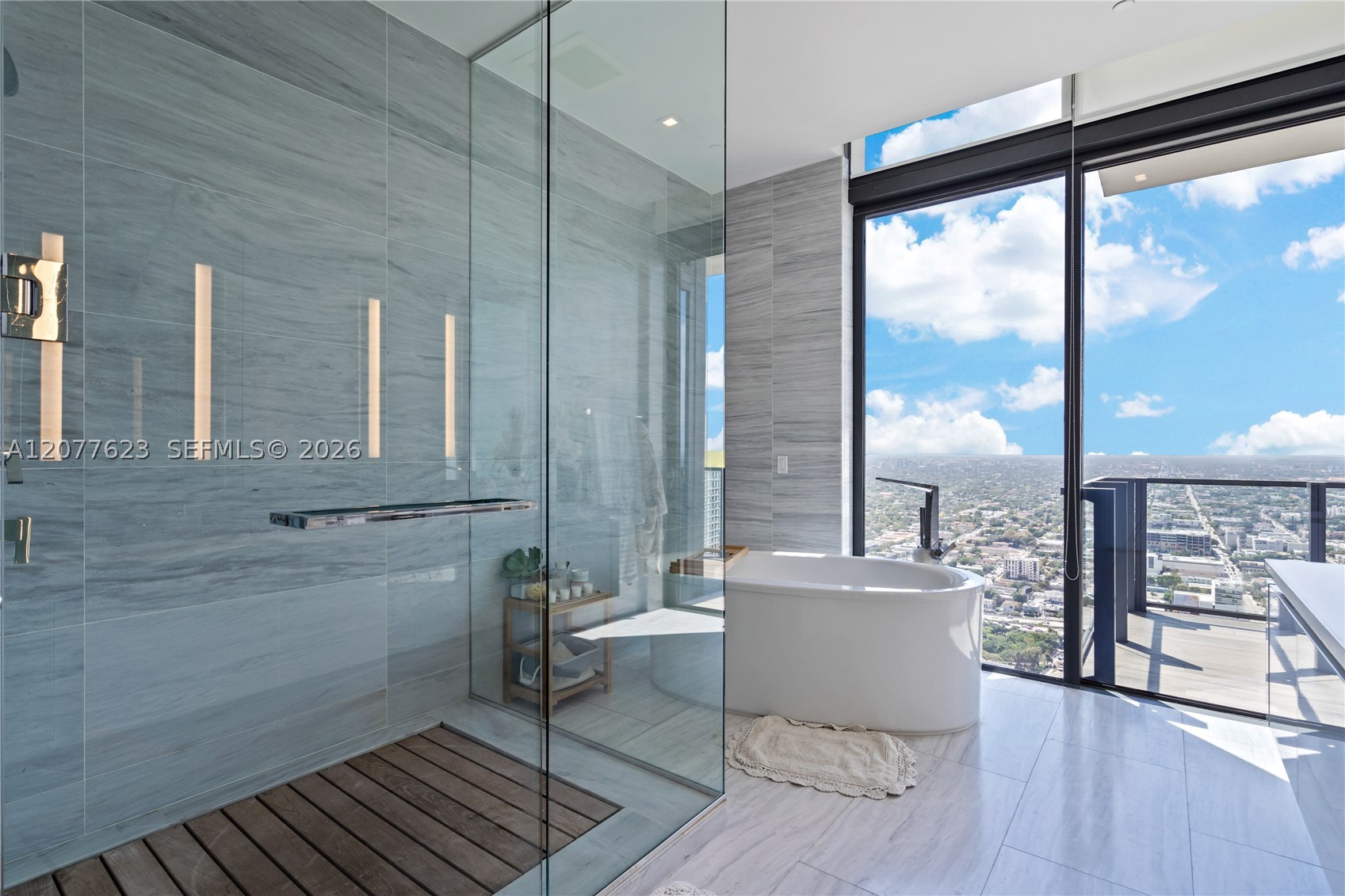 88 SW 7th St #4203 Miami, FL 33130