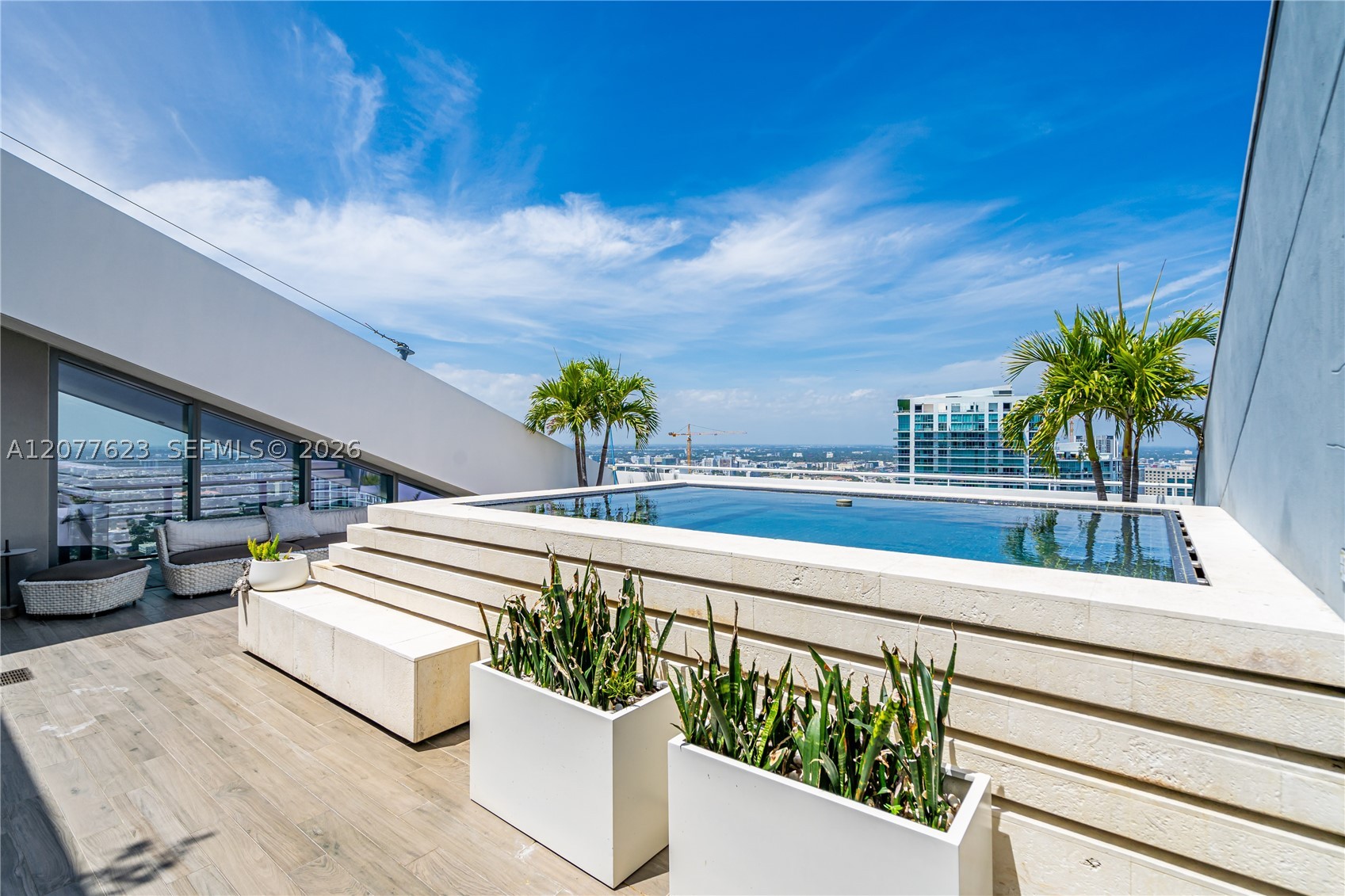 88 SW 7th St #4203 Miami, FL 33130