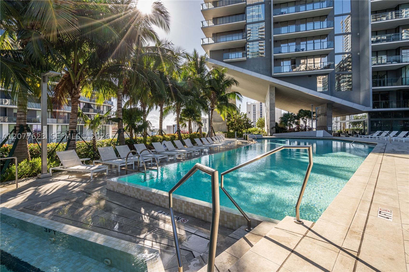 88 SW 7th St #4203 Miami, FL 33130