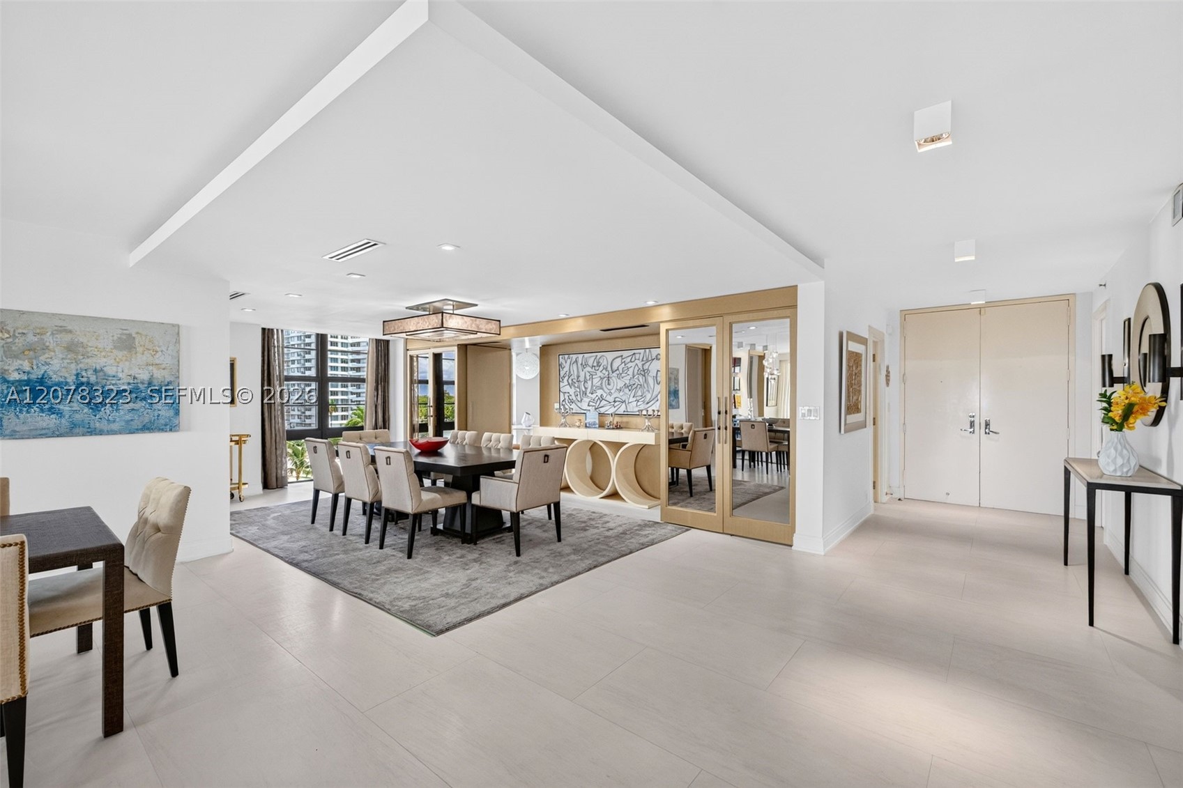 5500 Collins Ave #702 Miami Beach, FL 33140