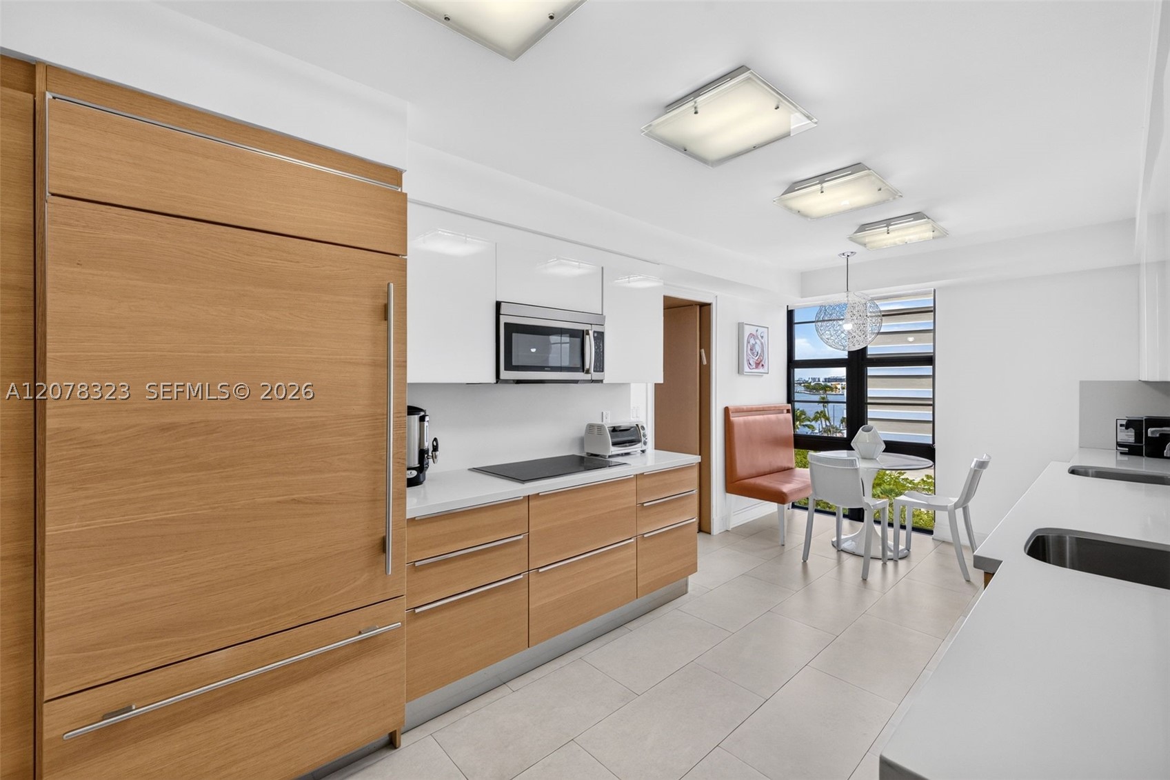 5500 Collins Ave #702 Miami Beach, FL 33140