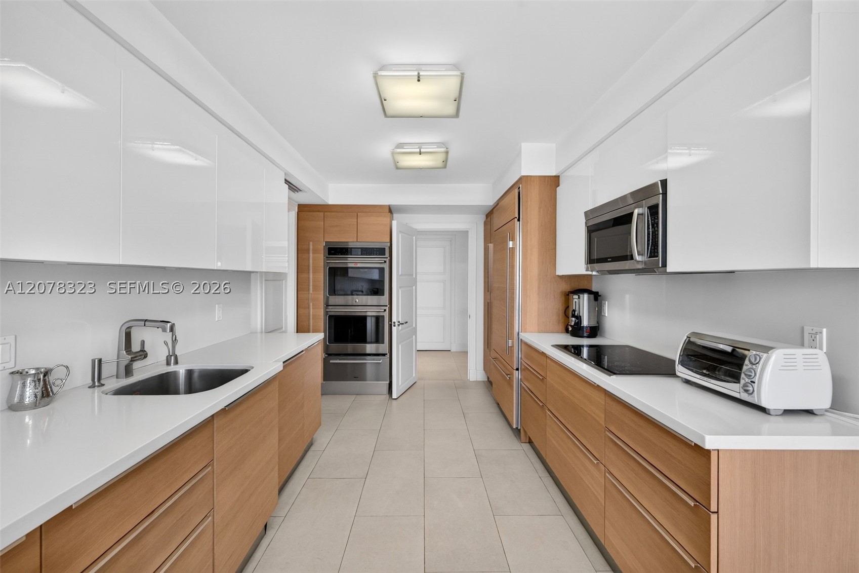 5500 Collins Ave #702 Miami Beach, FL 33140