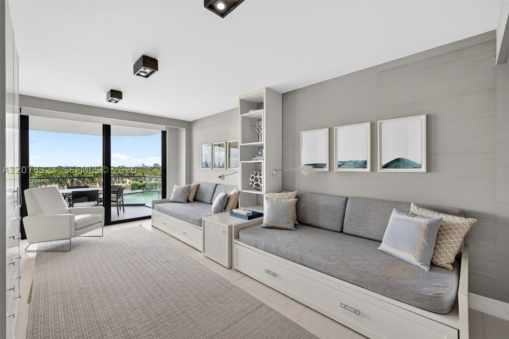 5500 Collins Ave #702 Miami Beach, FL 33140