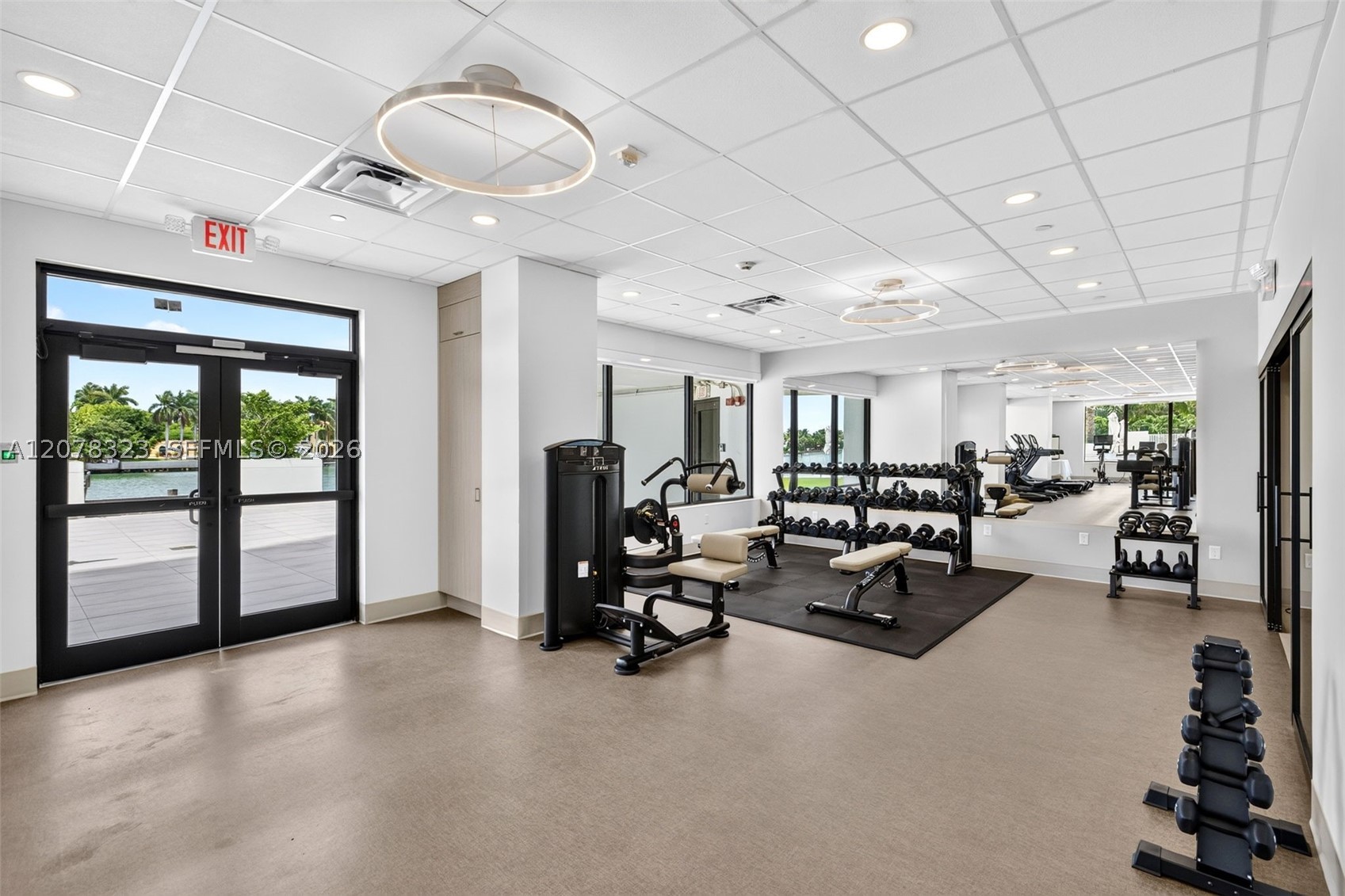5500 Collins Ave #702 Miami Beach, FL 33140