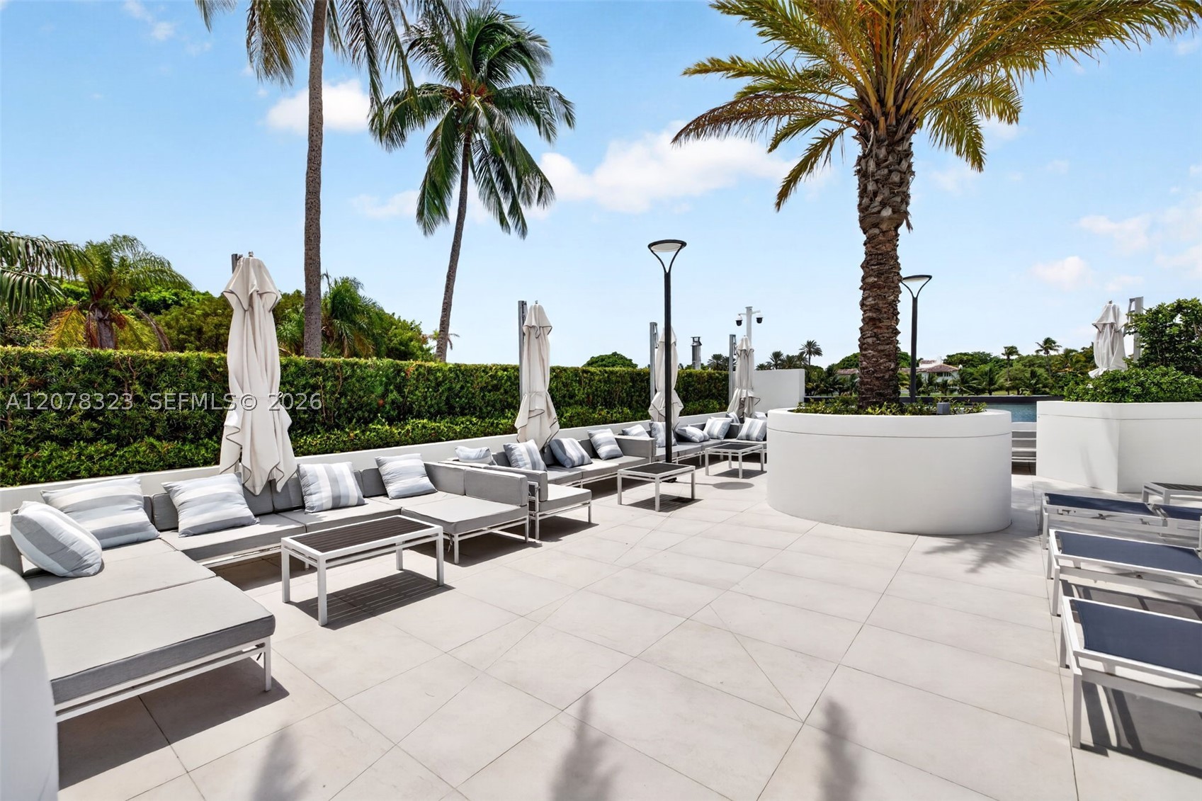 5500 Collins Ave #702 Miami Beach, FL 33140