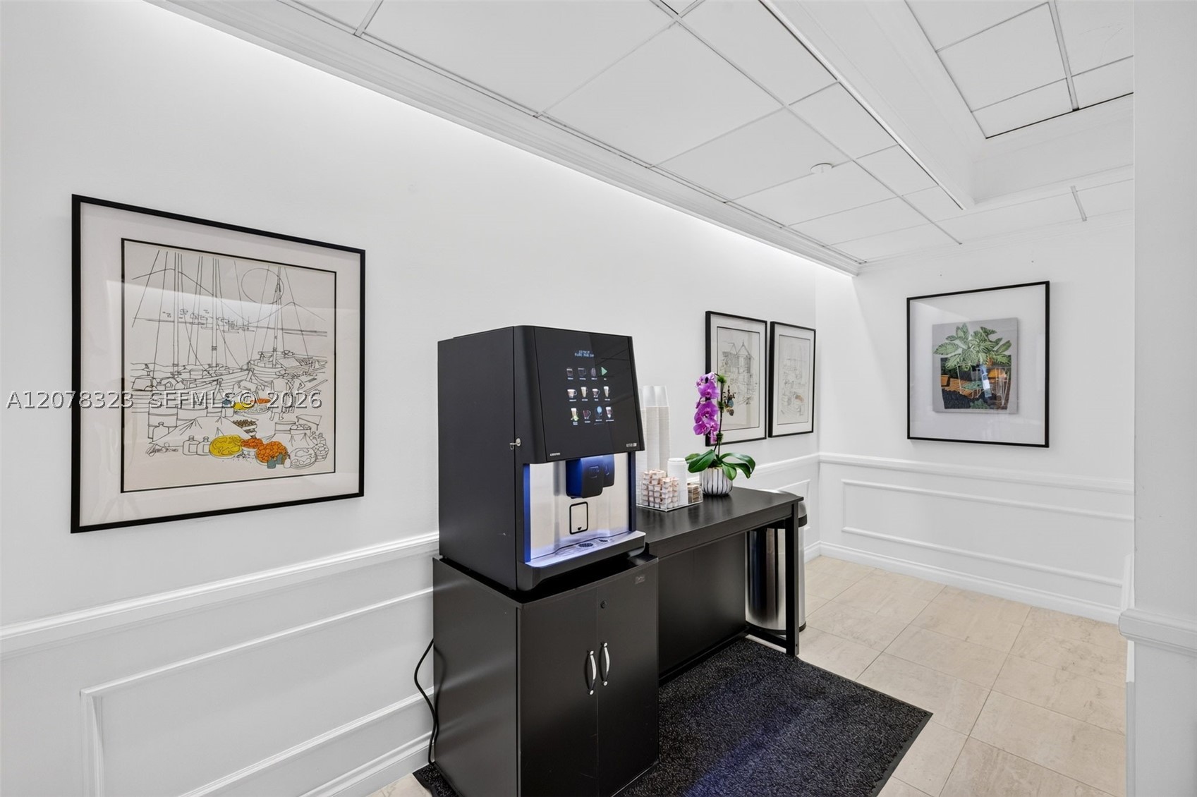 5500 Collins Ave #702 Miami Beach, FL 33140