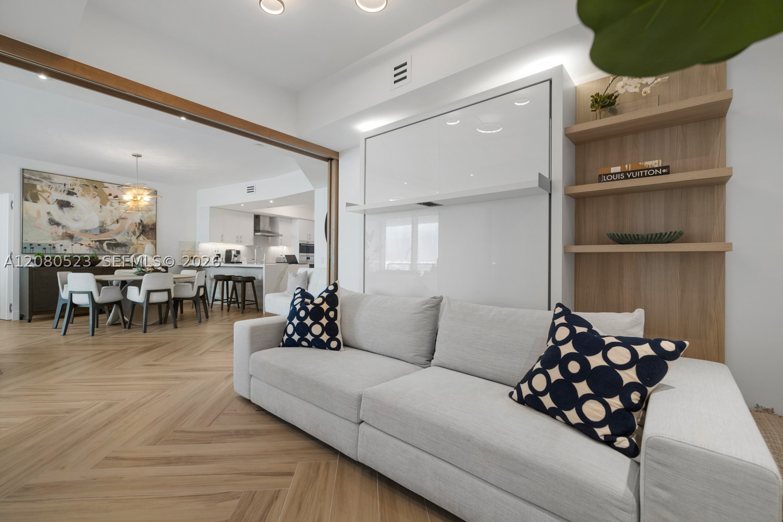 450 Alton Rd #2505 Miami Beach, FL 33139