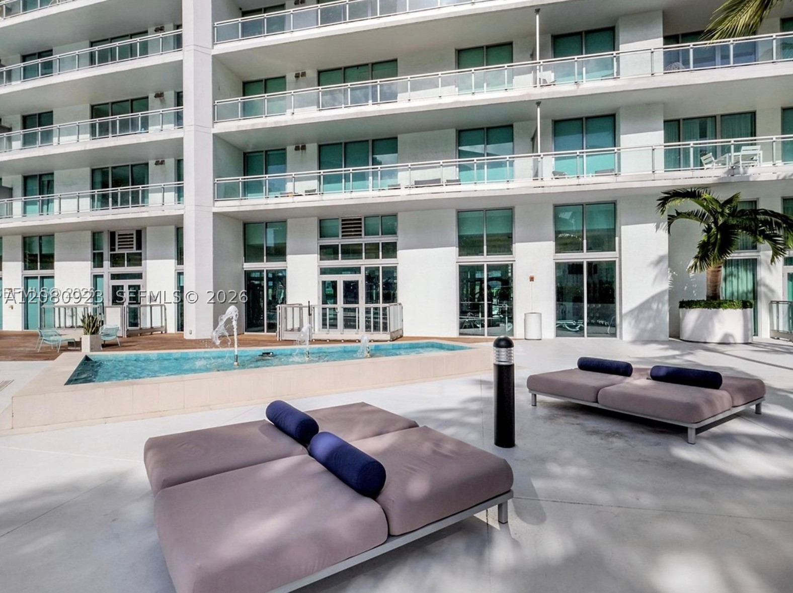 image The Ivy at Riverfront10