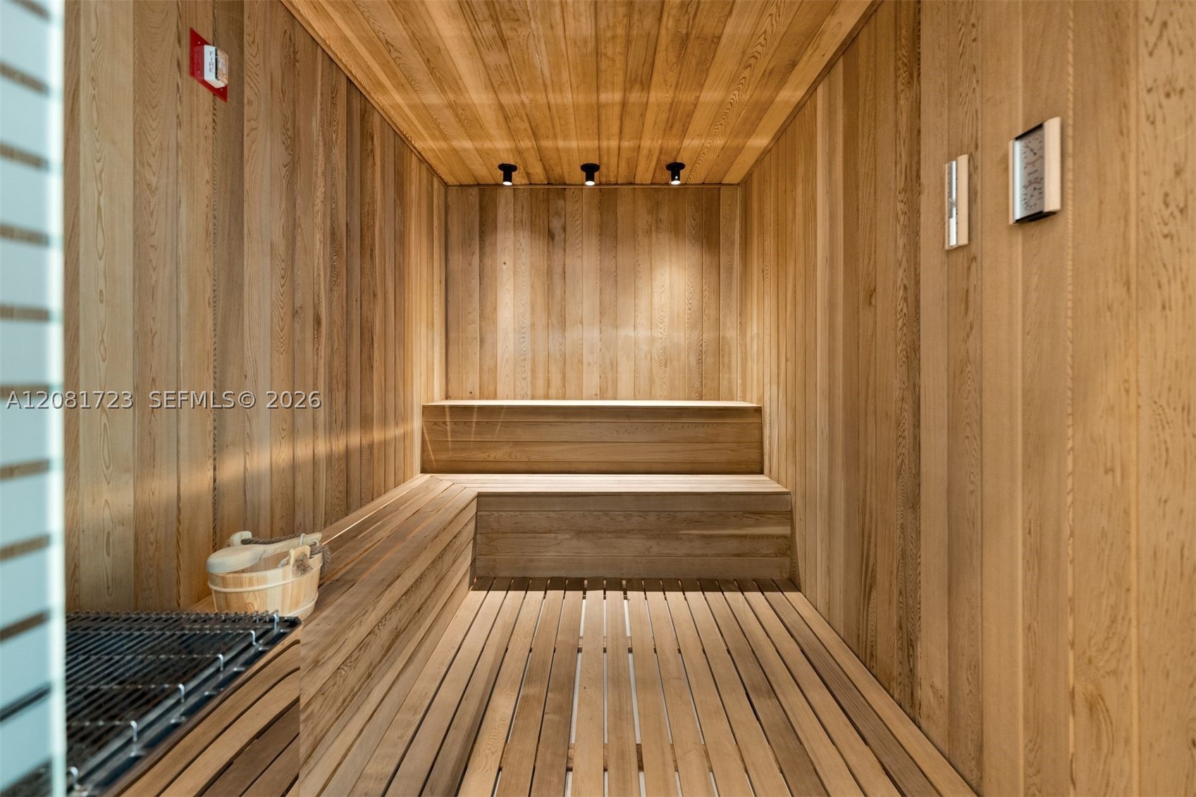 image Fendi Chateau Residences41