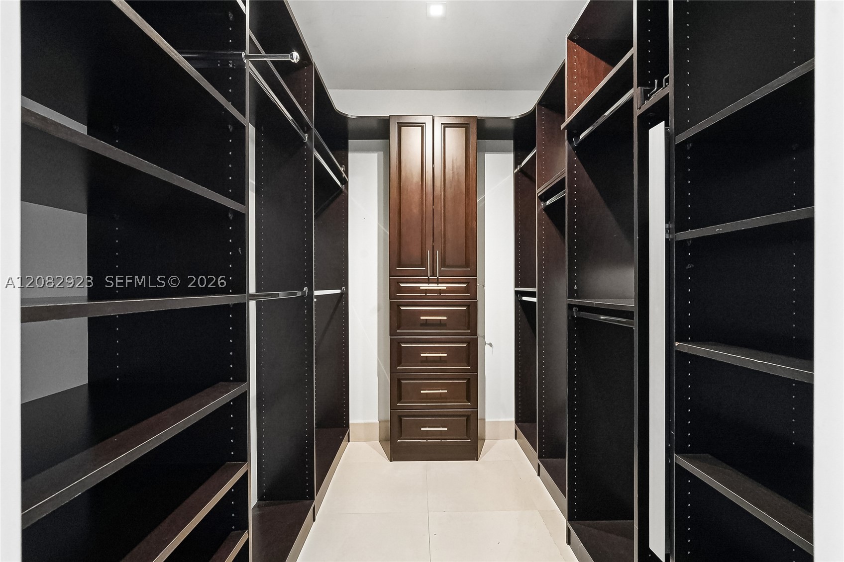 16051 Collins Ave #2903 Sunny Isles Beach, FL 33160