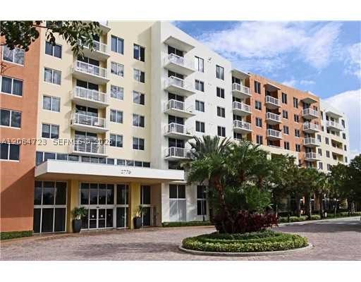 image The Venture at Aventura5