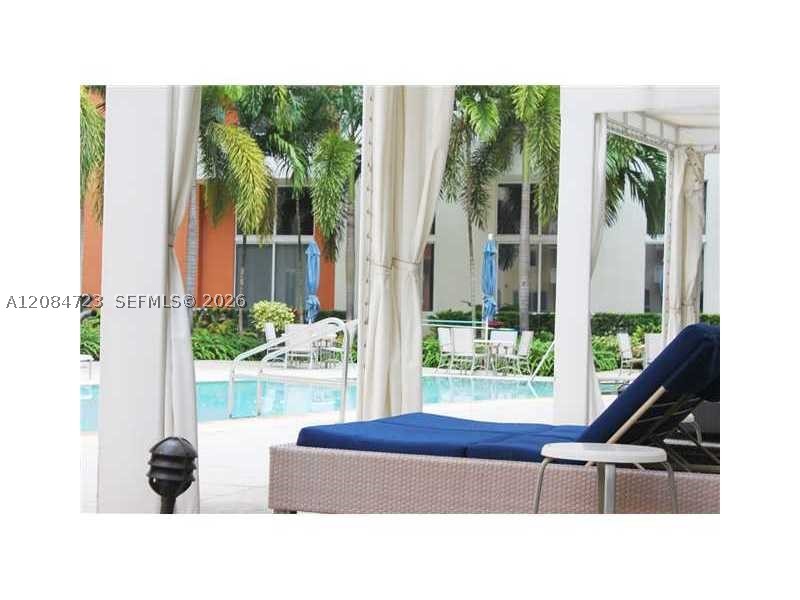 image The Venture at Aventura7