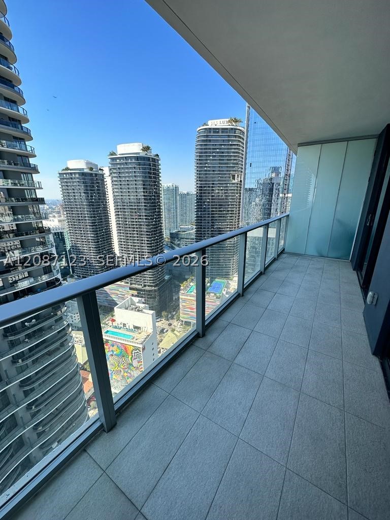 image 1010 Brickell11