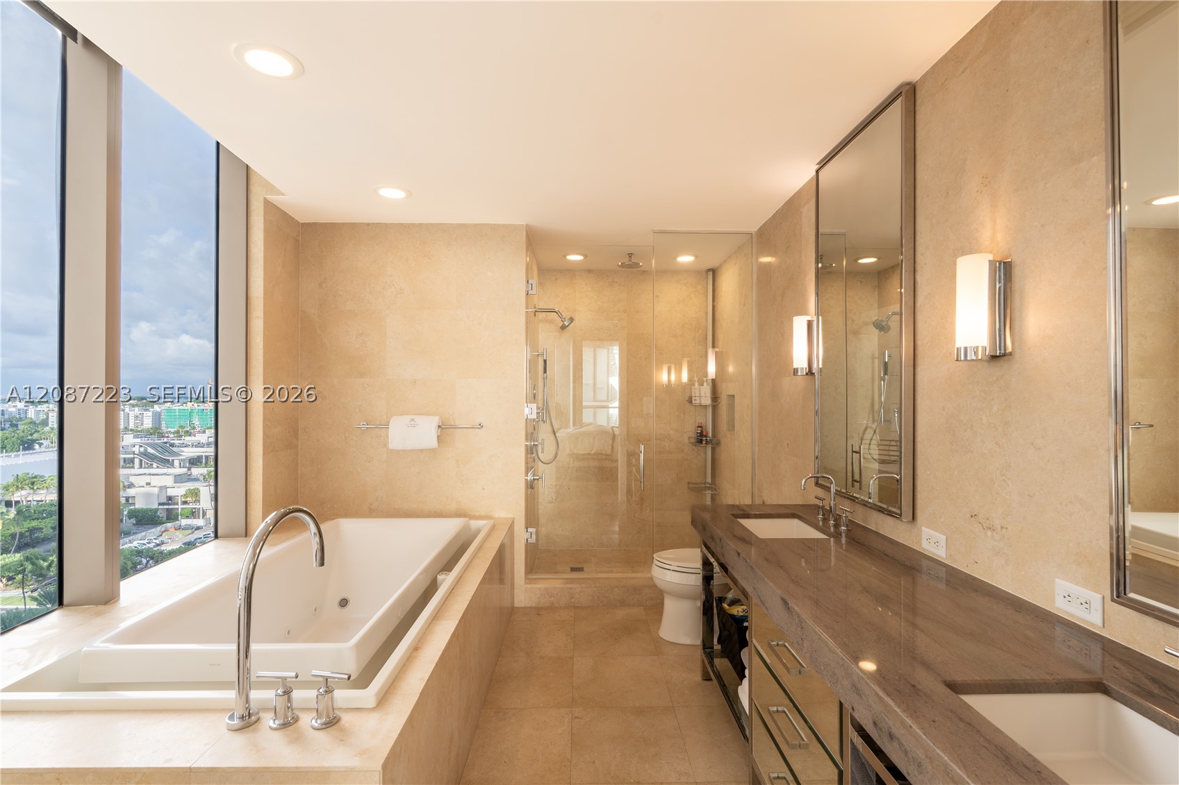 image St Regis Bal Harbour North9