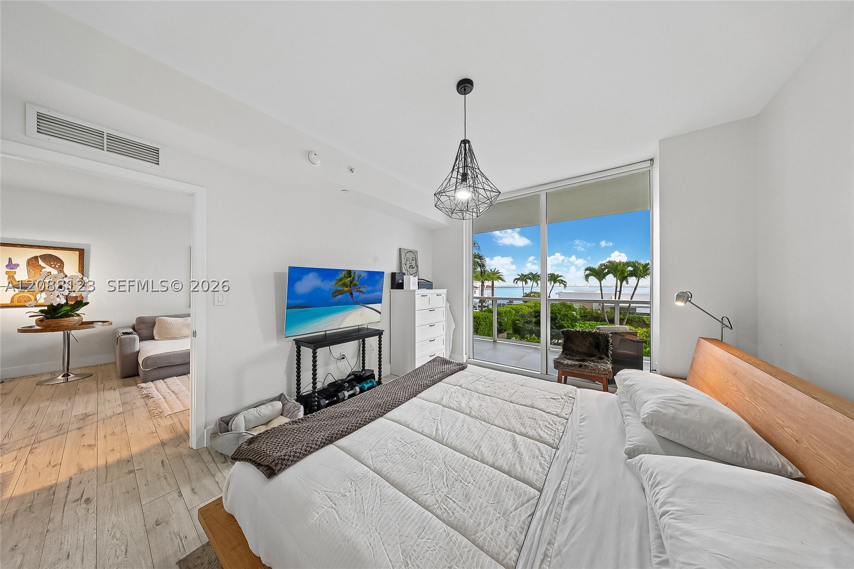 image Bay House10