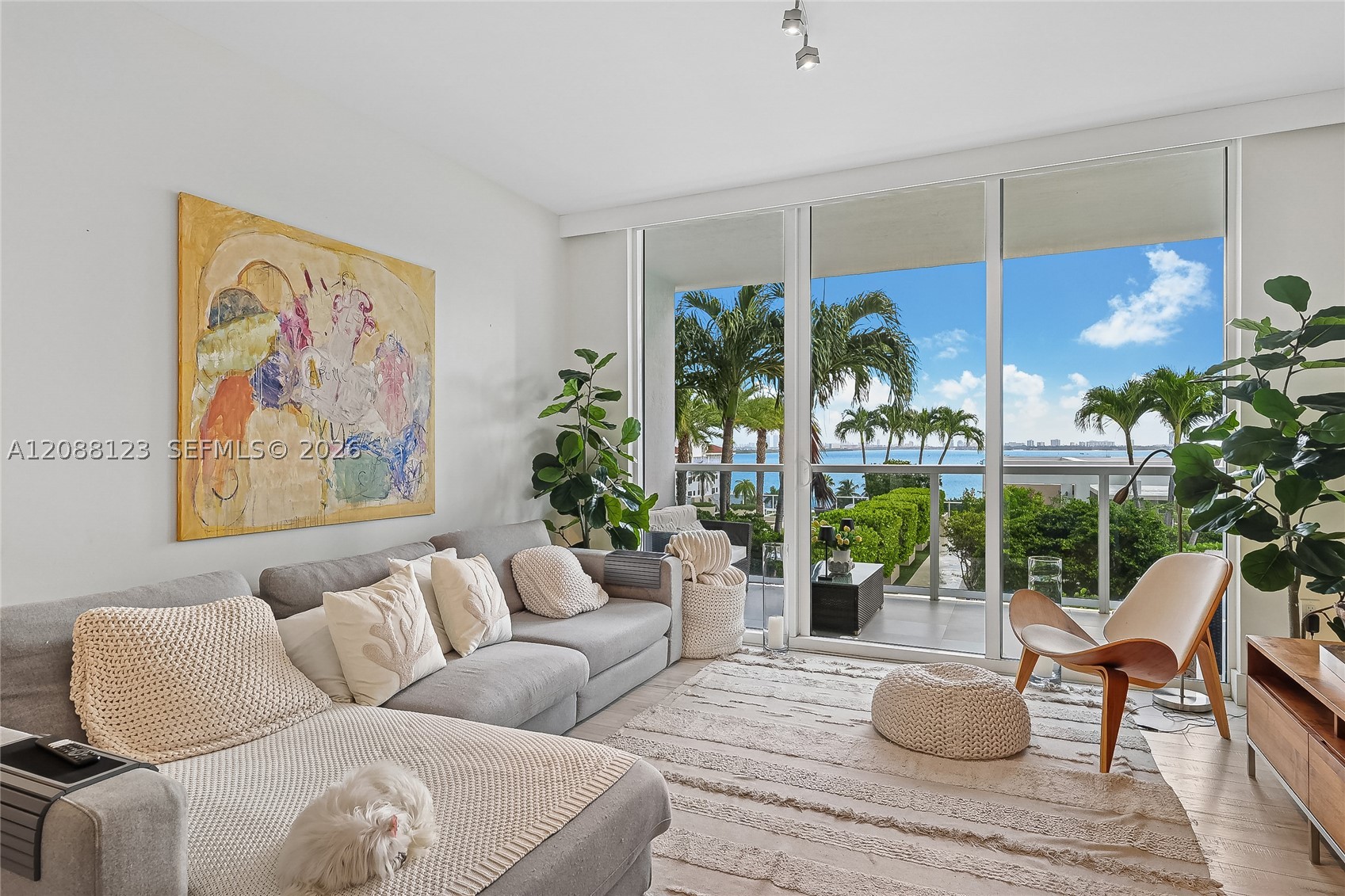 image Bay House5