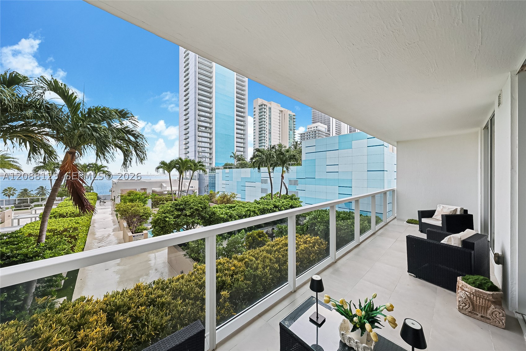 image Bay House8
