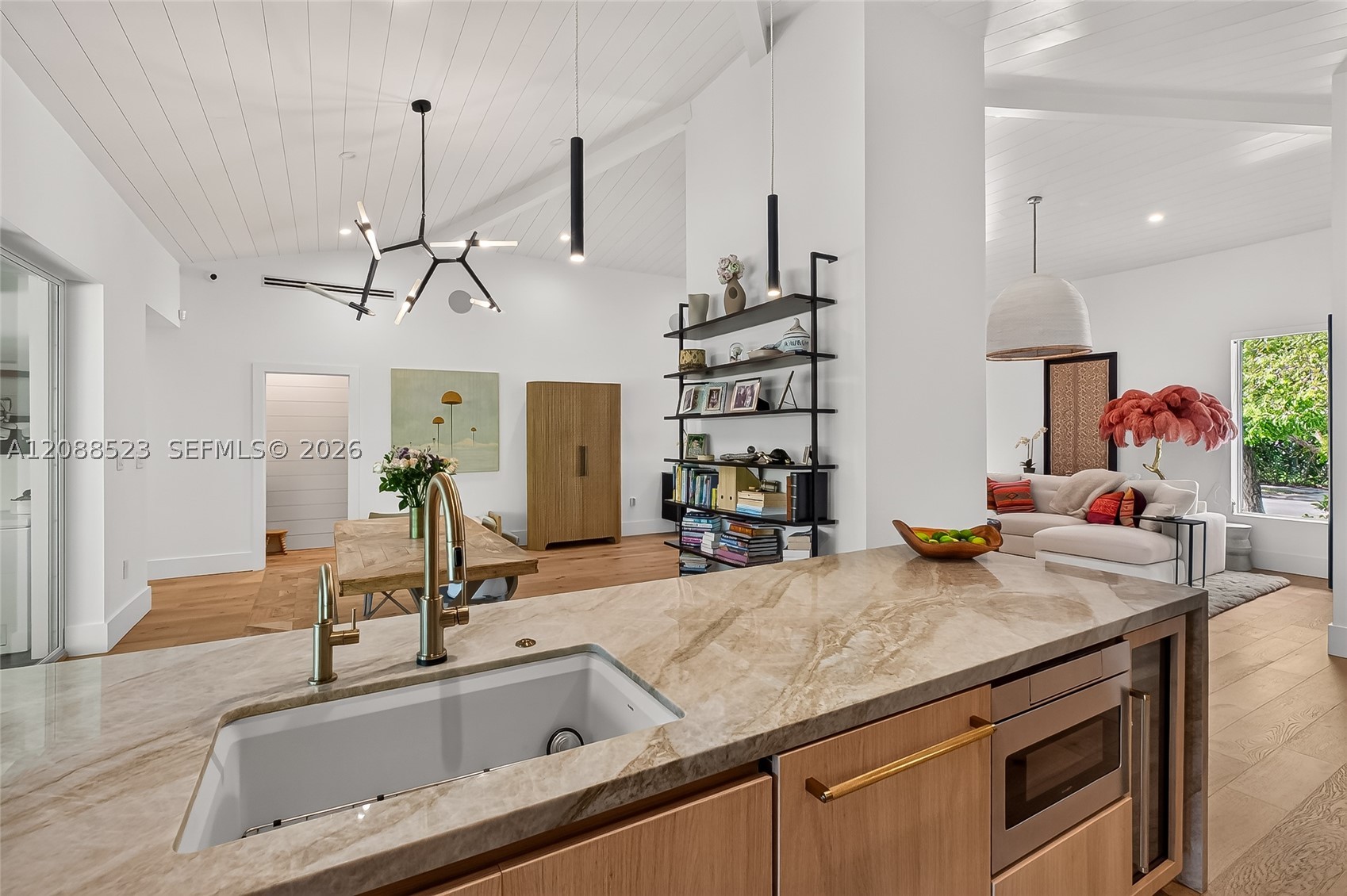 2342 SW 25th Ter Miami, FL 33133