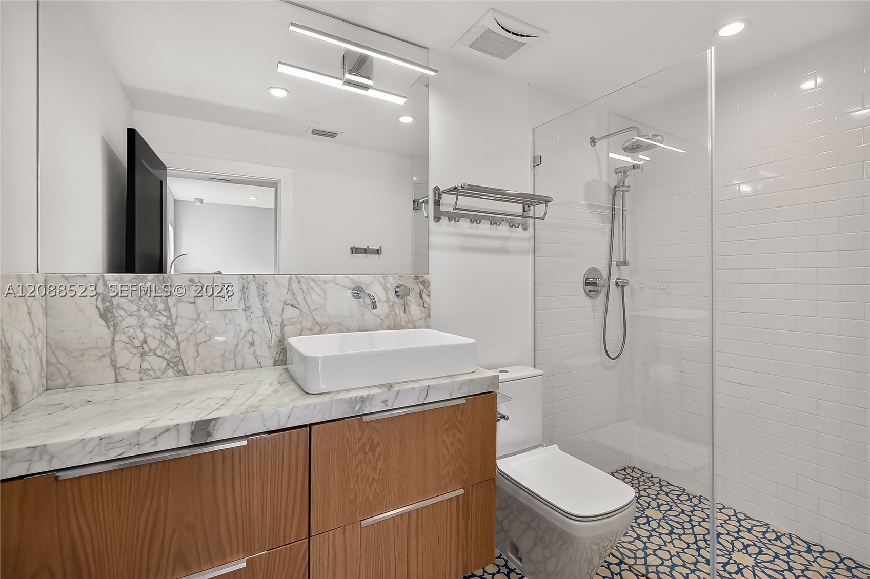 2342 SW 25th Ter Miami, FL 33133