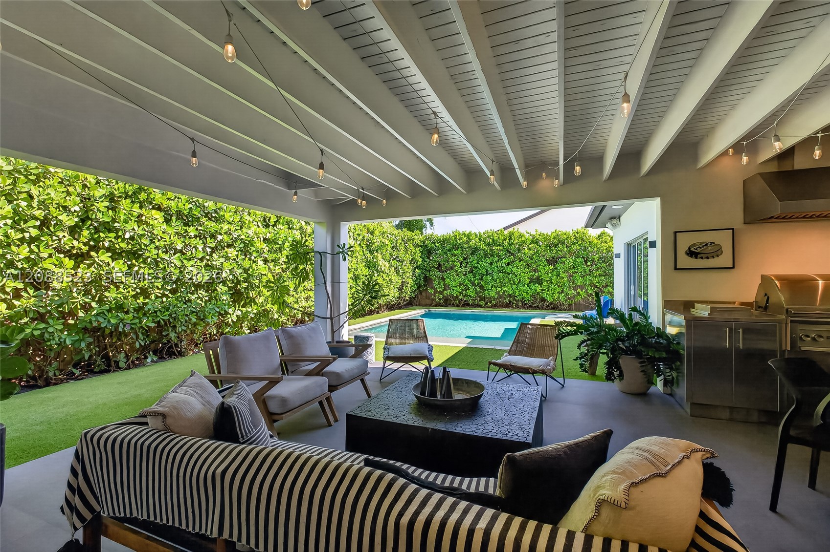 2342 SW 25th Ter Miami, FL 33133