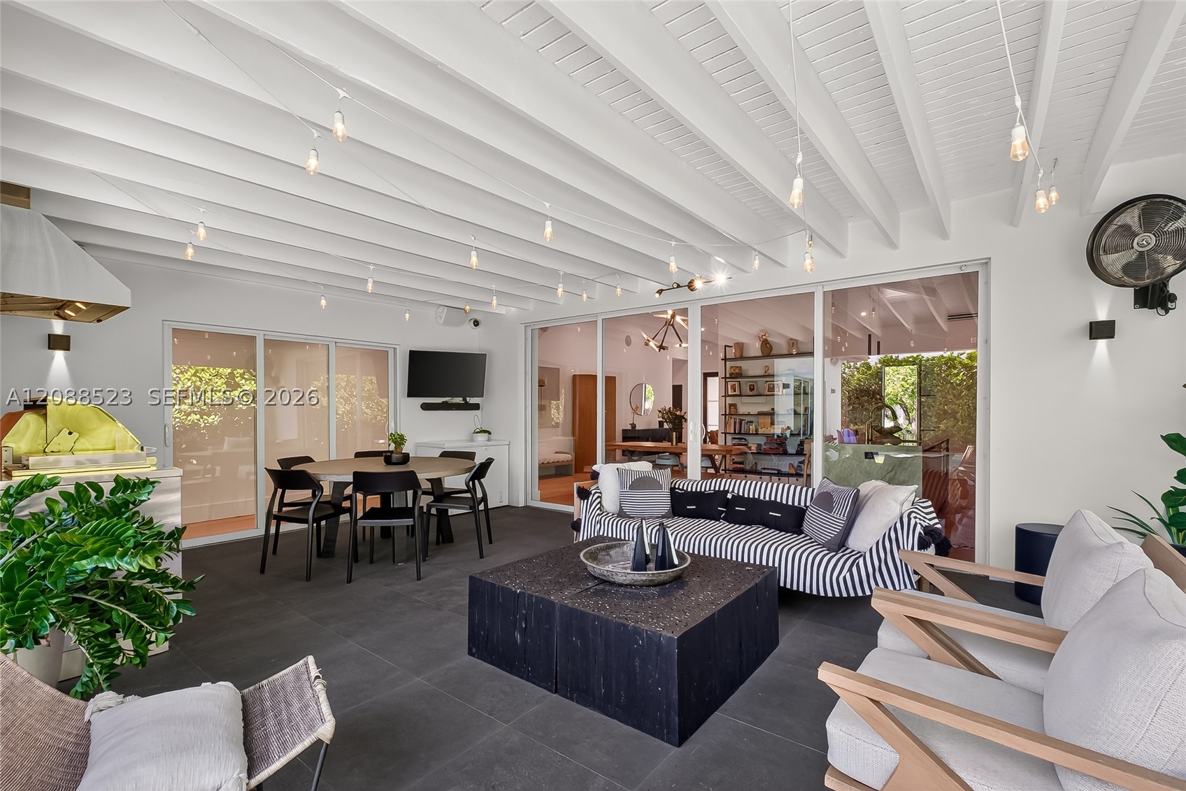 2342 SW 25th Ter Miami, FL 33133