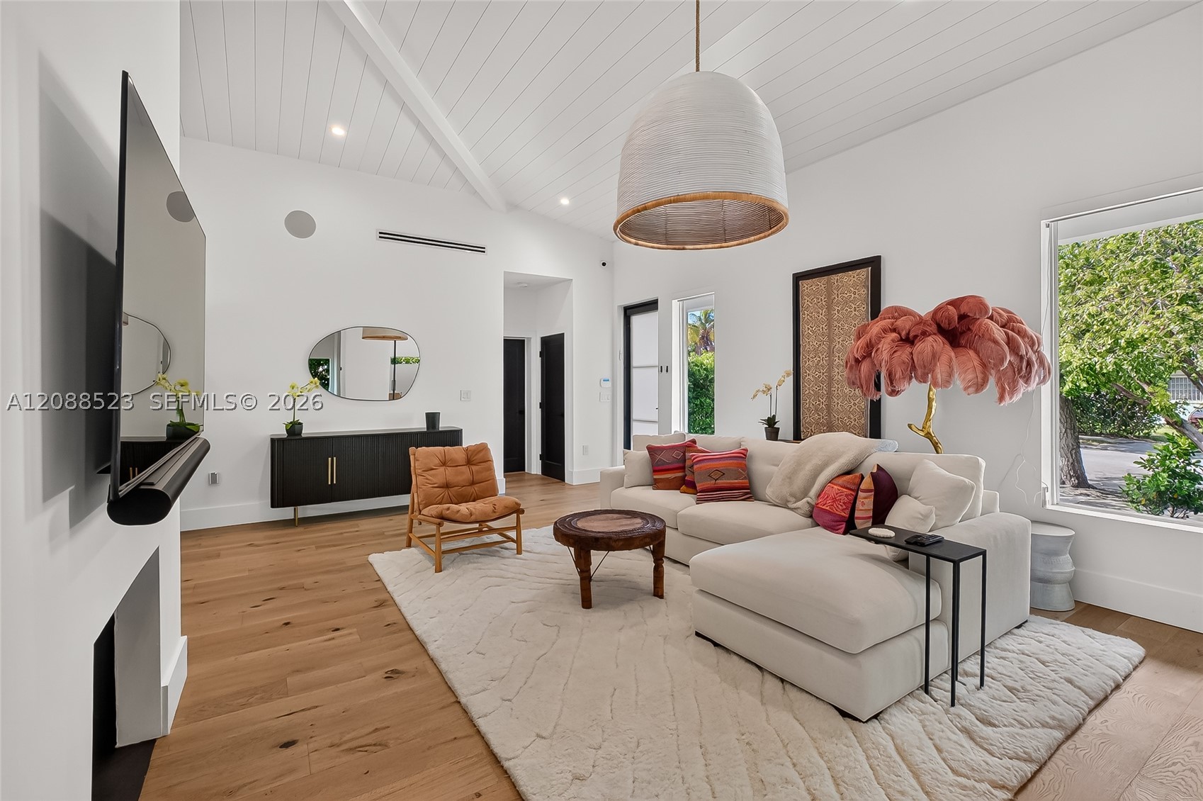 2342 SW 25th Ter Miami, FL 33133