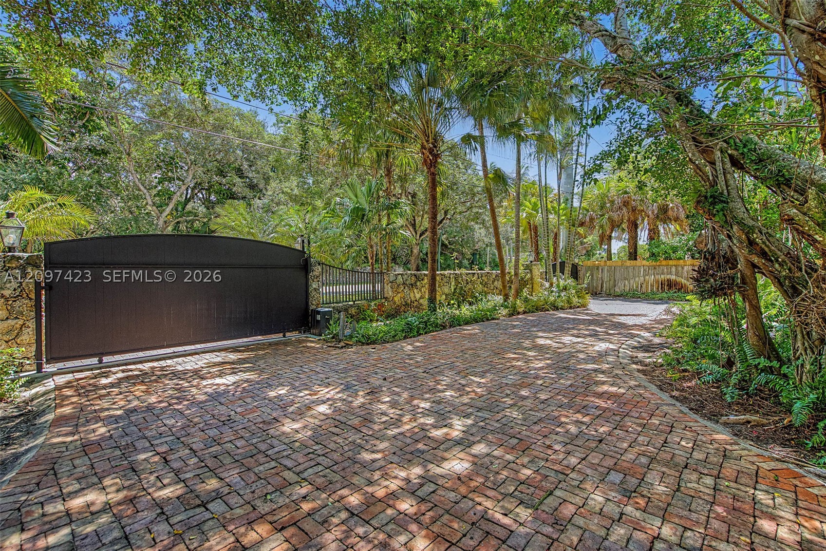 13470 SW 67th Ave Pinecrest, FL 33156
