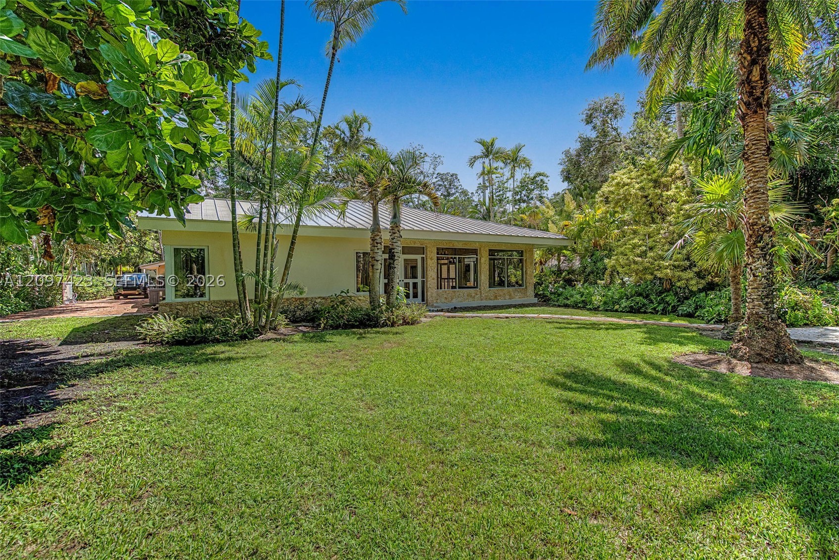 13470 SW 67th Ave Pinecrest, FL 33156