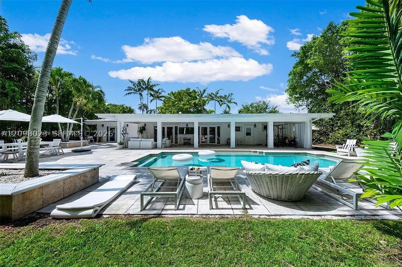 1255 NE 93rd St Miami Shores, FL 33138