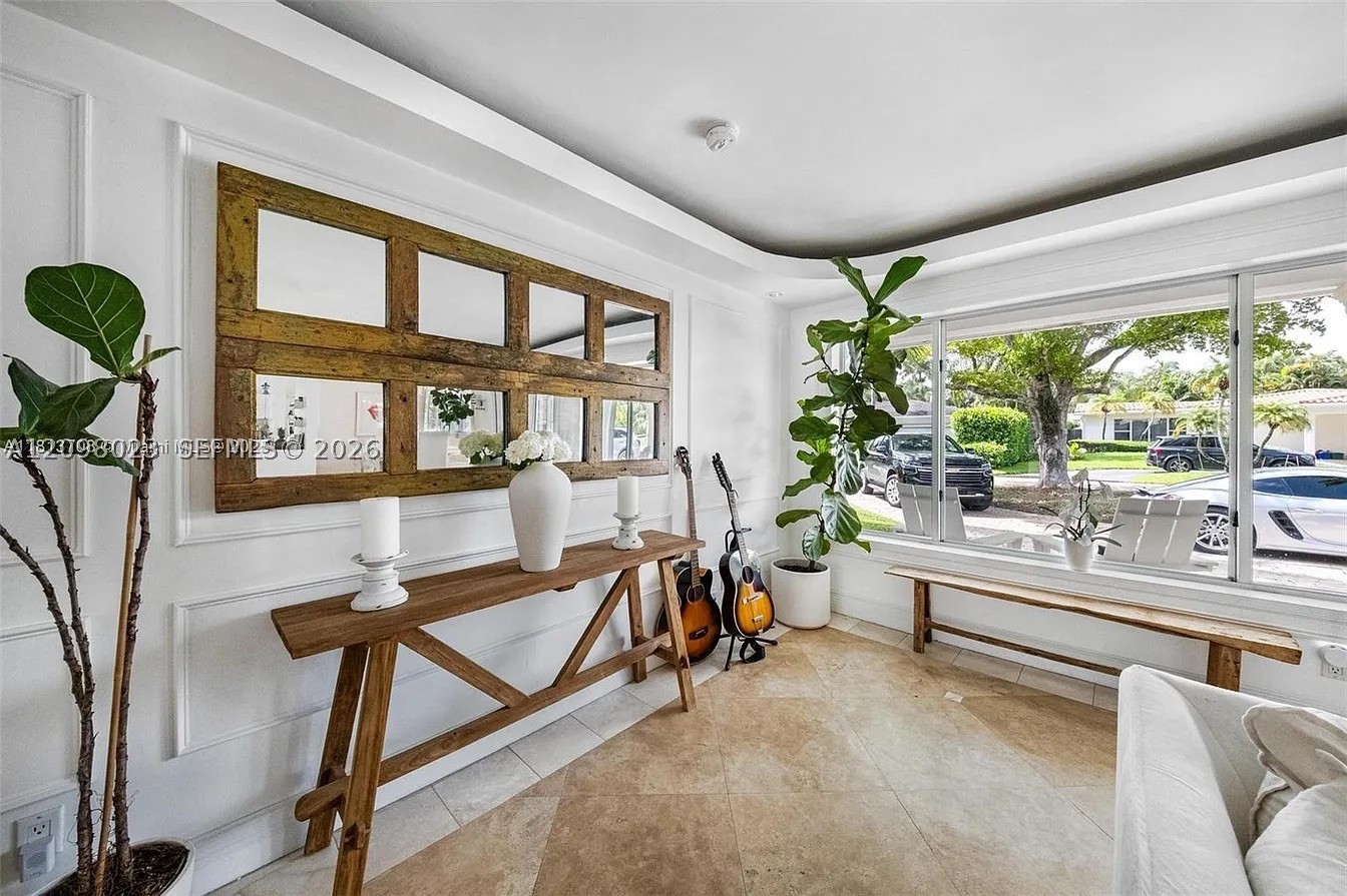 1255 NE 93rd St Miami Shores, FL 33138