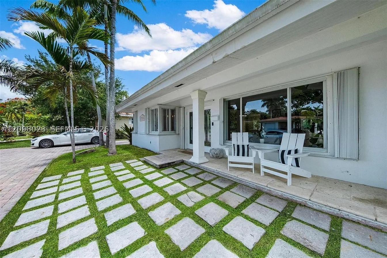 1255 NE 93rd St Miami Shores, FL 33138